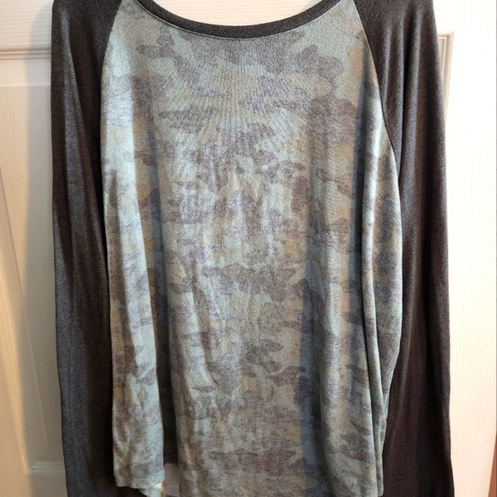 Camouflage long sleeve